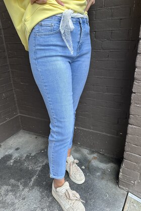 Jeans Mom Blauw + sjaalriem Kant