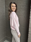 Trui Winanda Lichtroze