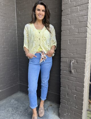 Jeans Mom + Sjaalriem Lichtblauw