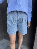 Short Denim