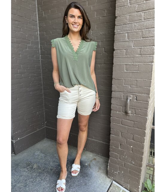 Short jeans beige