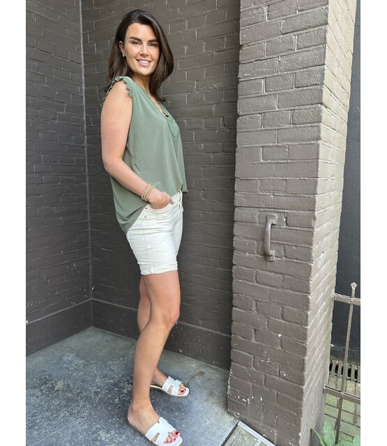 Short jeans beige