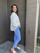 Jeans Mom Studs