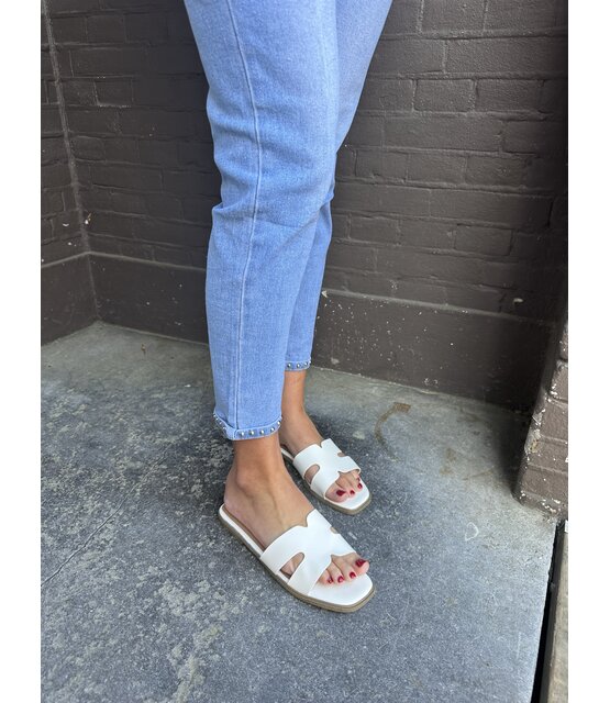 Jeans Mom Studs