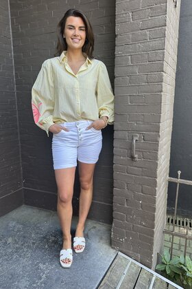 Short jeans wit
