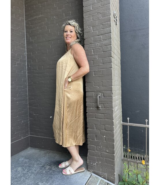 Jurk Stella Donker Goud