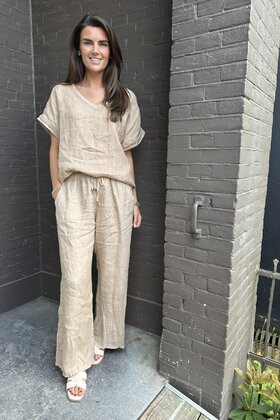 Top Ramona camel