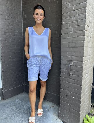 Short Sascha wit