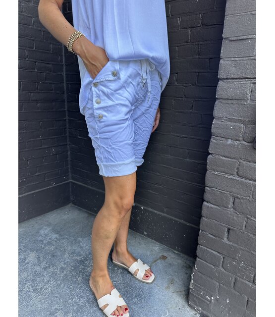 Short Sascha wit