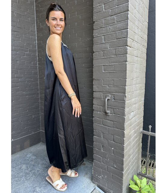 Jurk Stella schelp zwart