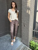 Jeans Mom Panter Camel