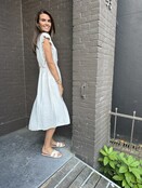 Jurk Ruffle Beige