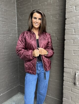 Jas Saar bordeaux