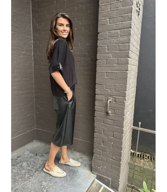 Jort Leather Look Zwart