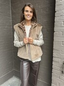 Bodywarmer Fluffy Panter Taupe