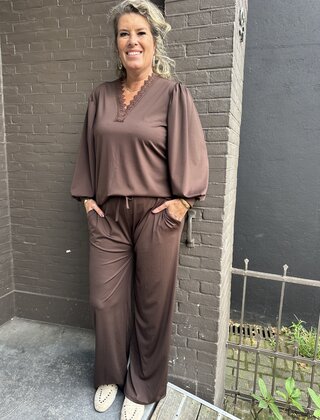 Top Vicky bruin