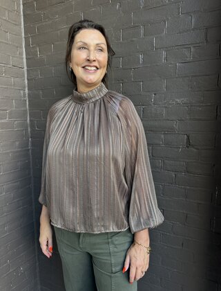 Top Lara Groen