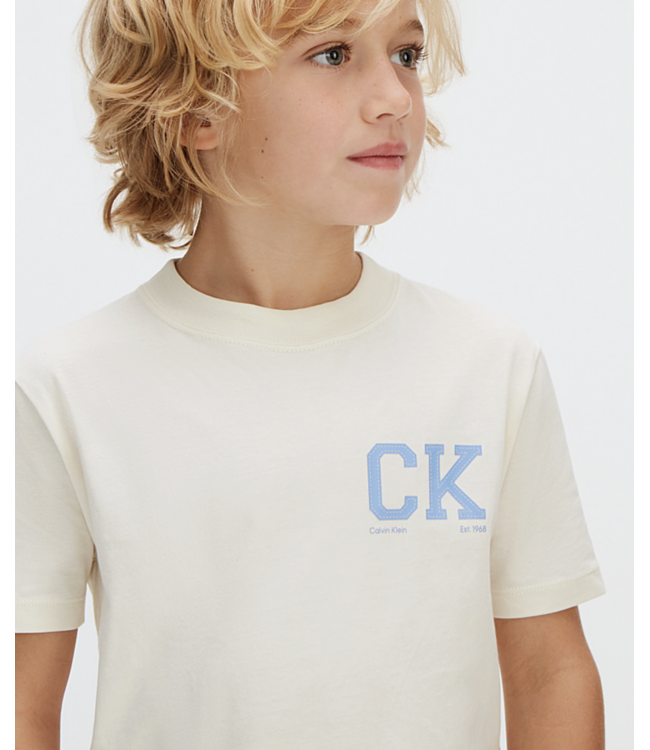 Calvin Klein CK CHEST LOGO SS T-SHIRT VANILLA ICE