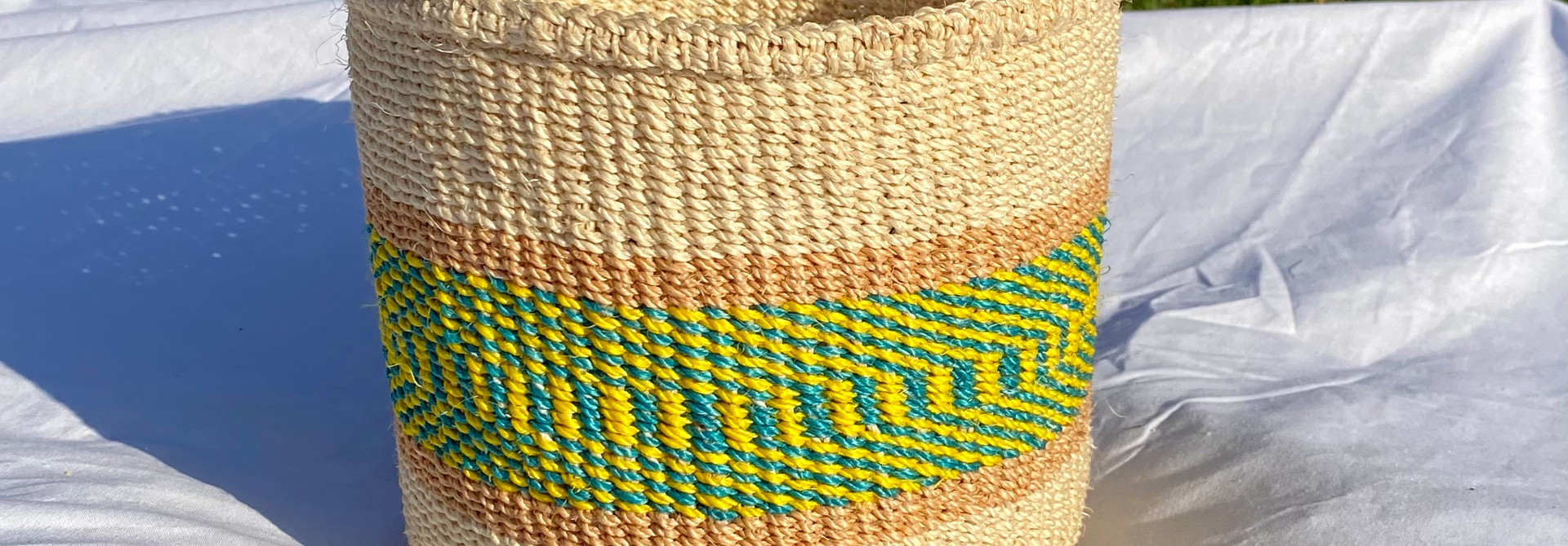 Hadithi Basket - Small colorfull / natural