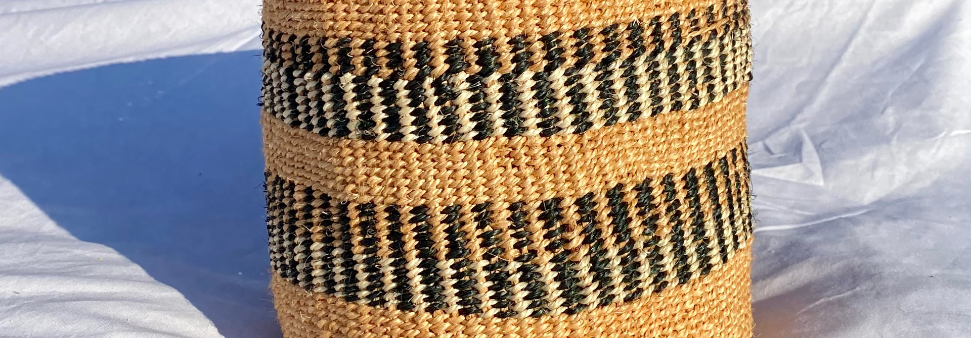 Hadithi Basket - Small colorfull / natural