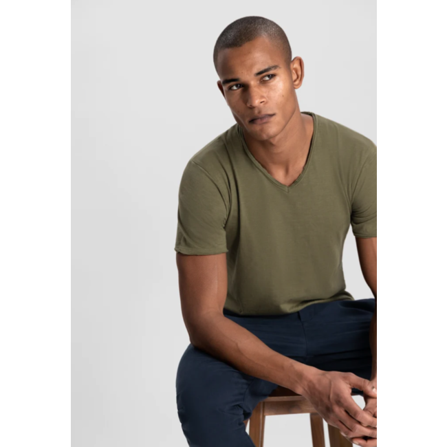 Dstrezzed STEWART V-NECK S/S SLUB JERSEY ARMY GREEN