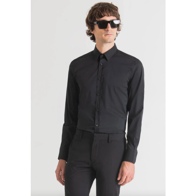 BASIC SLIM FIT OVERHEMD BLACK