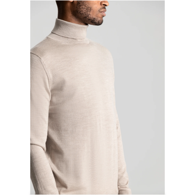 Dstrezzed DESTIN TURTLE NECK OAK