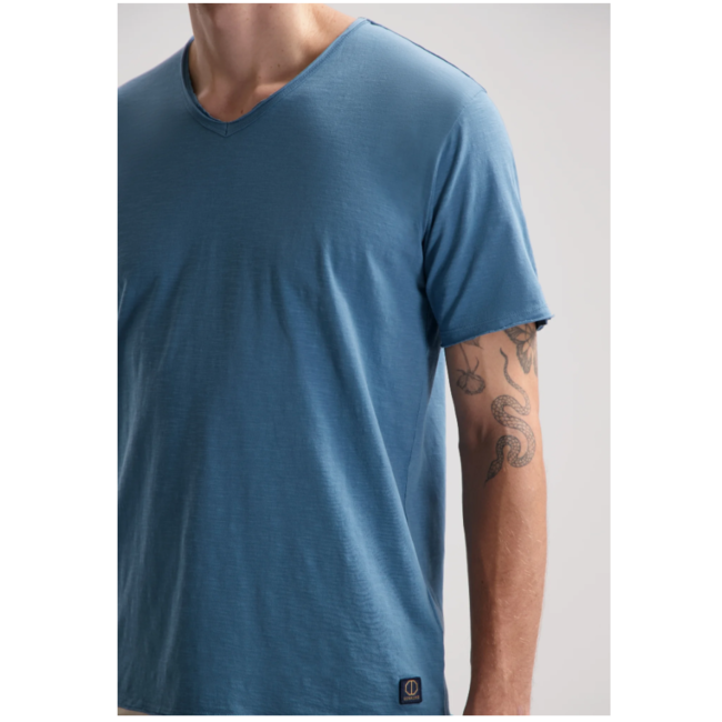 Dstrezzed STEWART V-NECK S/S SLUB JERSEY AEGEAN BLUE