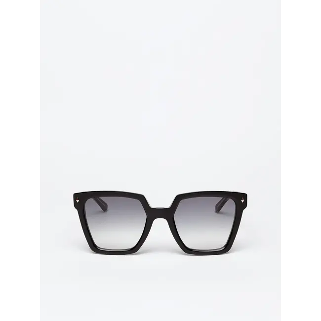 JOHN DALIA SHARON C105