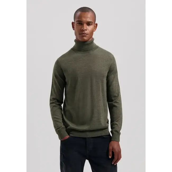 Dstrezzed DESTIN TURTLE NECK DARK ARMY
