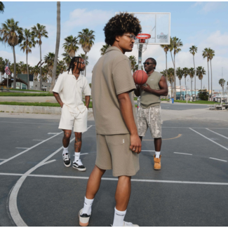 Quotrell DELHI SHORTS FADED OLIVE