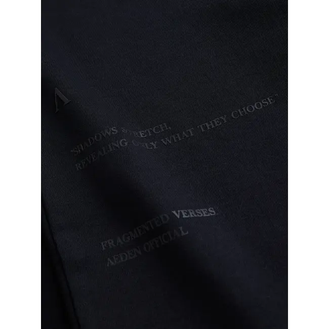 AEDEN VINCENT TEE BLACK