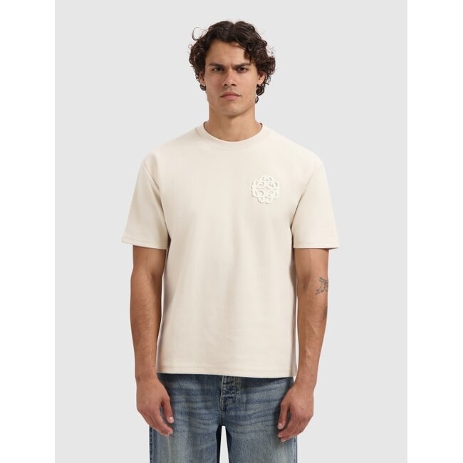 PURE PATH EMBLEM LOGO T-SHIRT SAND
