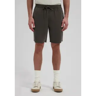 Dstrezzed LOGAN EASY SHORT DARK BROWN