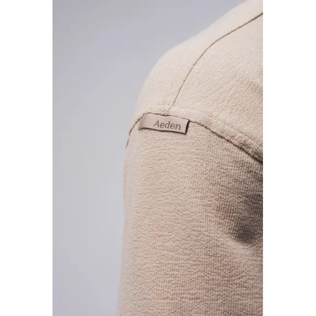 AEDEN JORDAN TEE SAND