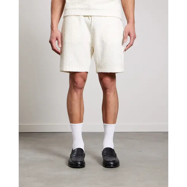 AEDEN AKI SHORTS OFF WHITE