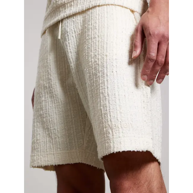 AEDEN AKI SHORTS OFF WHITE