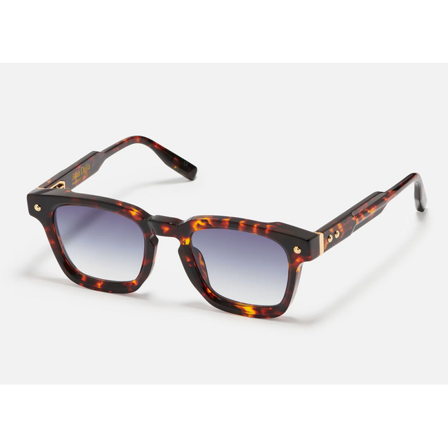 JOHN DALIA PROJECT 16 T52 C142