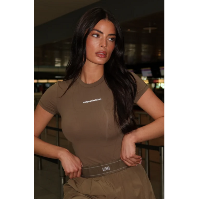 Unique the Label GISELLE SHORT SLEEVE OLIVE