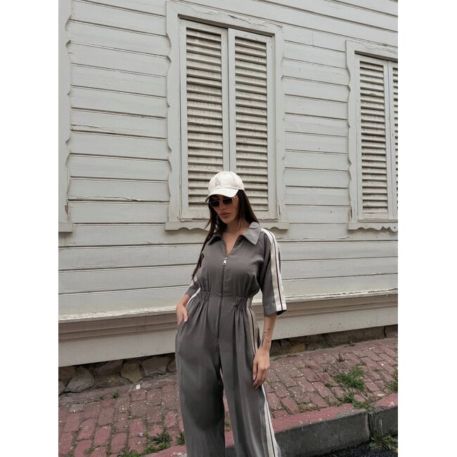 RHYME & HYPE OVERALL SIDE STRIPE WIDE LEG GREY