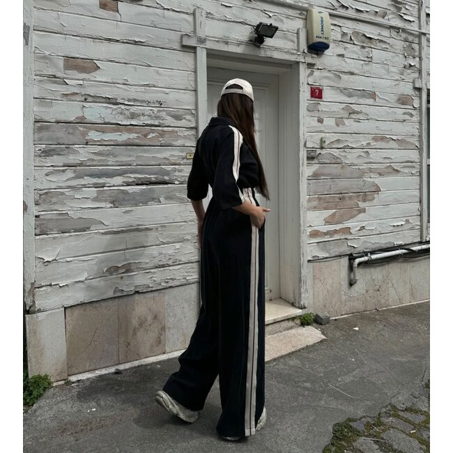RHYME & HYPE OVERALL SIDE STRIPE WIDE LEG BLACK