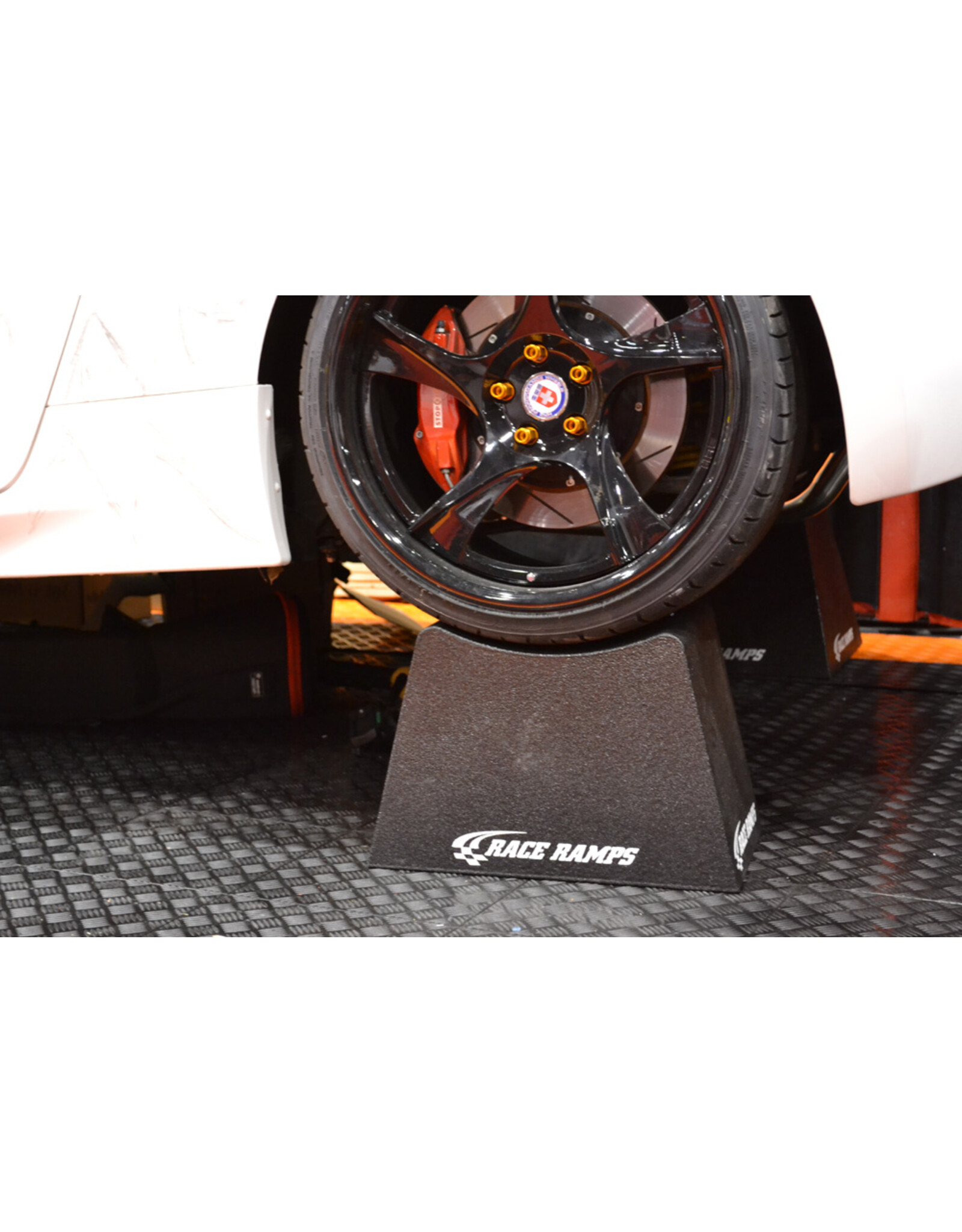 RACE RAMPS SHOW STANDS (set van 2)