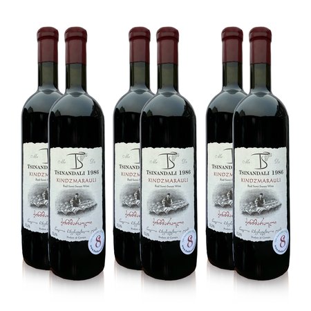 Kindzmarauli Kindzmarauli, premium rode-half-zoete wijn proefpakket (6x) Kindzmarauli Kindzmarauli, premium rode-half-zoete wijn proefpakket (6x)