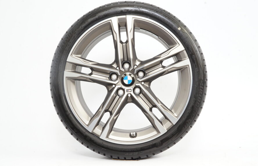 BMW BMW 1 series F40 F41 2 series Gran Coupe 18 inch 556M rims + Winter tires Bridgestone NEW Runflat Original