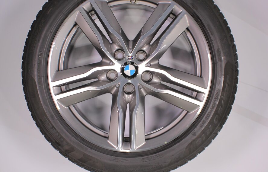 BMW BMW X1 F48 18 inch M rims 570 + Winter tires Pirelli Runflat Original