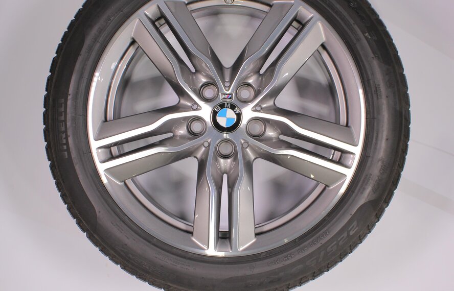 BMW BMW X1 F48 18 inch M rims 570 + Winter tires Pirelli Runflat Original