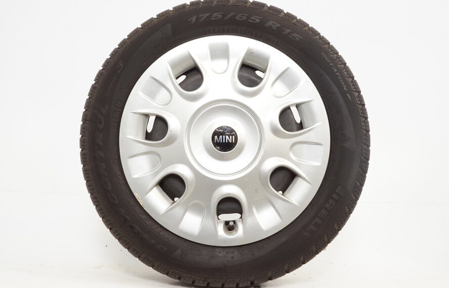 Mini Mini Cooper 15 inch F55 Steel rims + Winter tires Pirelli Original