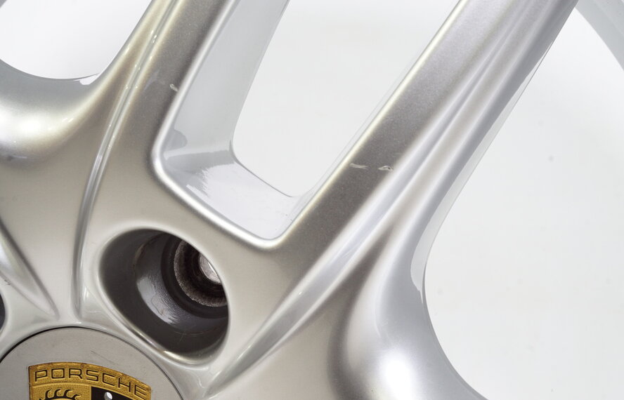 Porsche Cayenne 19 inch rims + Winter tires Bridgestone Runflat Original