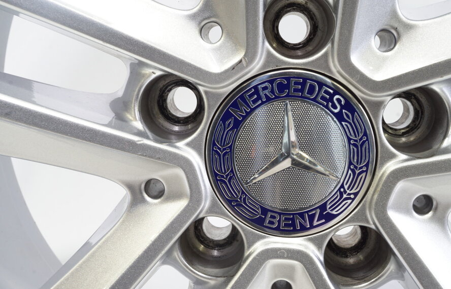 Mercedes Mercedes Class CLS W257 18 inch rims + Winter tires Pirelli Runflat Original