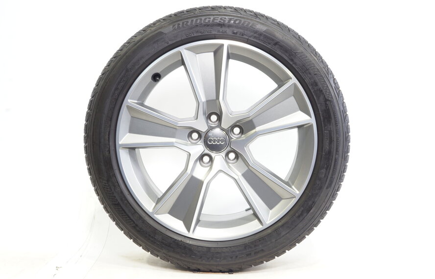 Audi Audi Q2 18 inch rims + Summer Tires Bridgestone Original